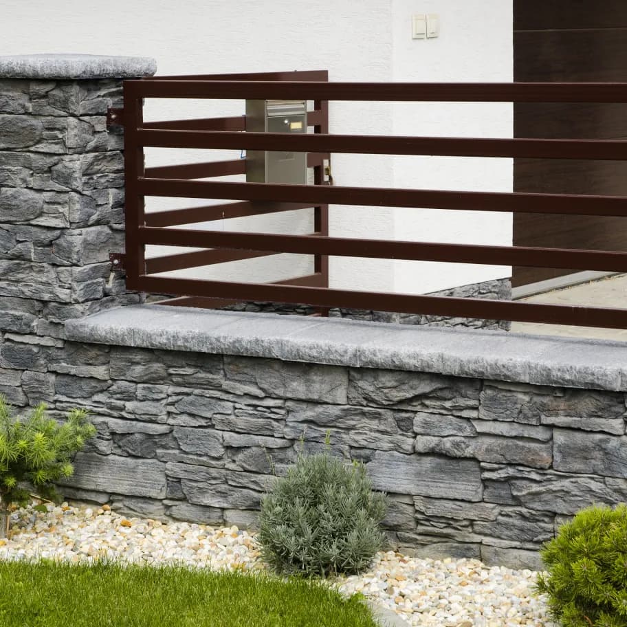 Obklad Skala zvrásnená antracit