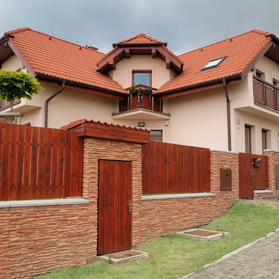 Skala ohnivá oranžovočervená