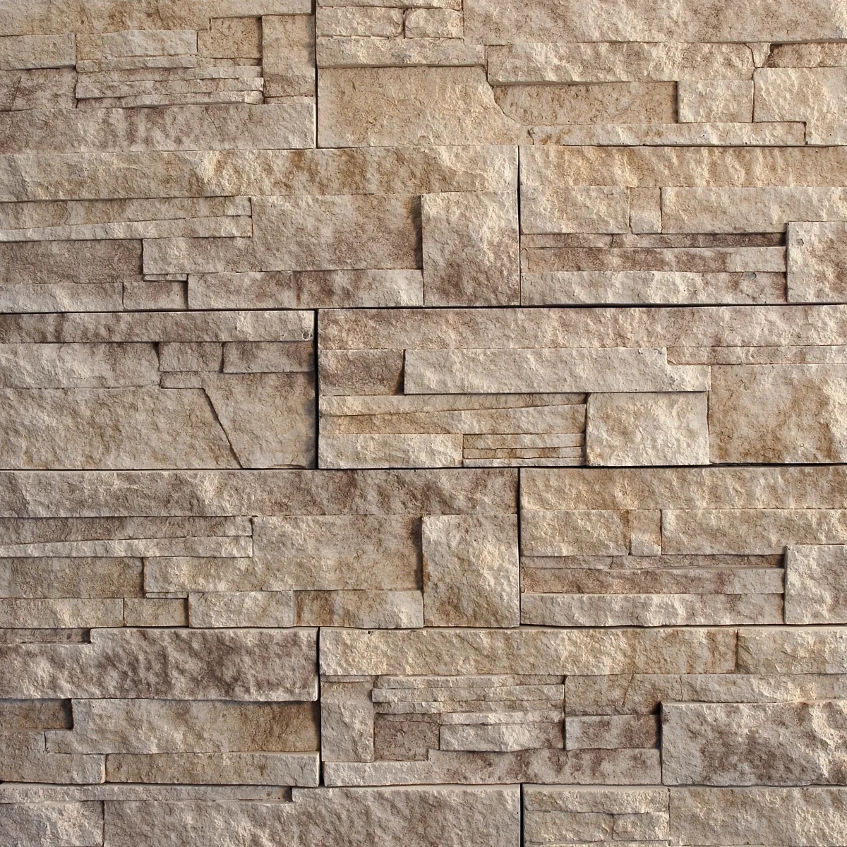 Kameň lámaný béžovohnedý